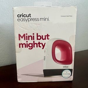 Cricut EasyPress Mini Raspberry Heat Press Machine For T Shirts Shoes Hats New.